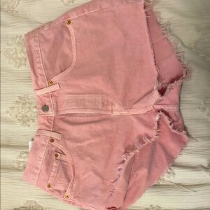 501 LEVI's Pink Frayed Women's Shorts